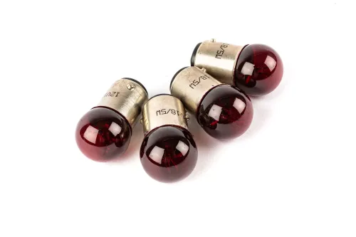 Lampen Aachter- / Remlicht (X4) FEU + Stop 12V - 18/5W Bay15D Rood