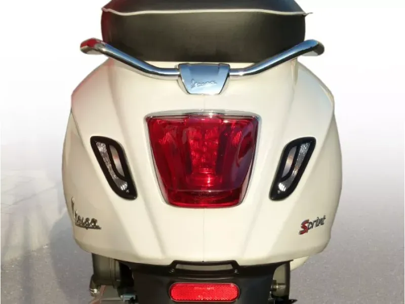 Paar Indicatorroosters MOTO NOSTRA Vespa Sprint Primavera 50-150  Achter Zwart