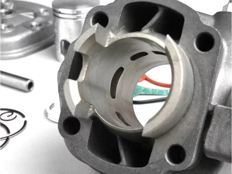 cilinderkit  BGM origineel 50 cc aluminium  minarelli lc