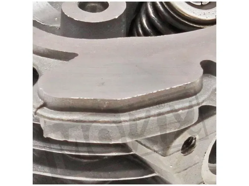Cylinderkop Gy6 / China - lange kleppen (69,5 mm)