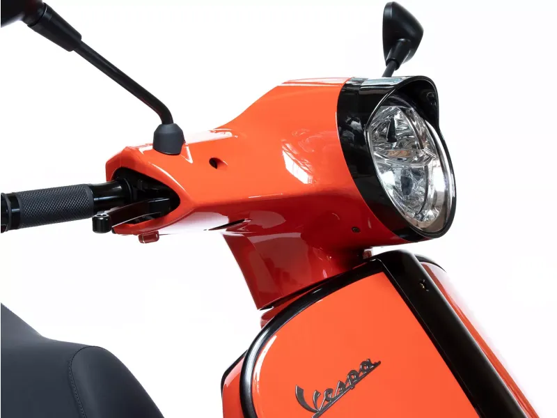 Koplamprand Met Vizier MOTO NOSTRA Vespa GTS 300 HPE (2019-2022) GTS 125 IGET (2019-2022) Vlak Zwart