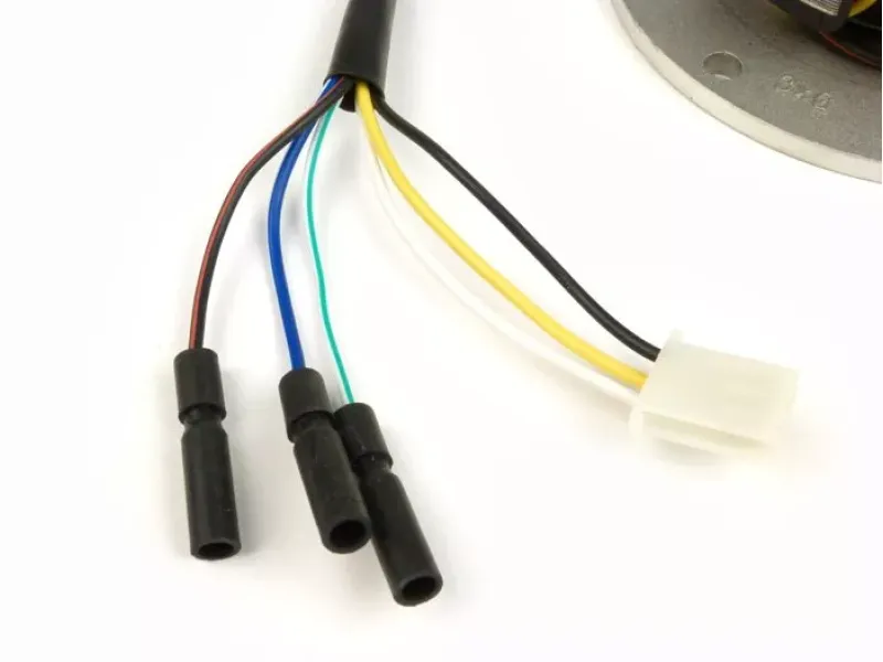 ontsteking  oem kwaliteit stator  cpi 50 cc (euro 2, 6 draads)   3e uitvoering (3x enkele stekker, 1x multistekker)