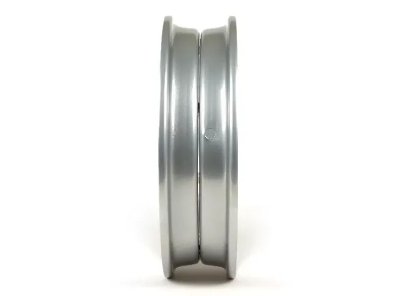 velg  BGM original  lambretta li (serie 1 3), li s, sx, tv (serie 2 3)   zilver
