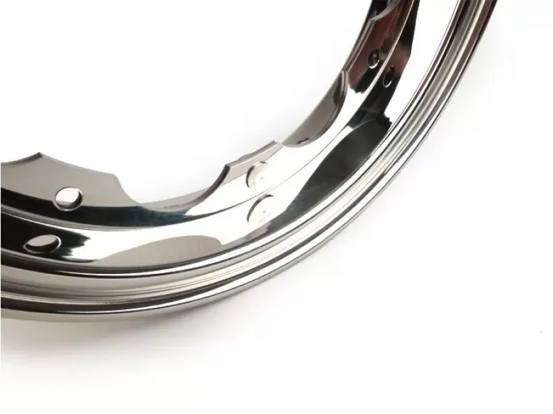velg  BGM pro  lambretta li (serie 1 3), li s, sx, tv (serie 2 3)   roestvrij staal, gepolijst