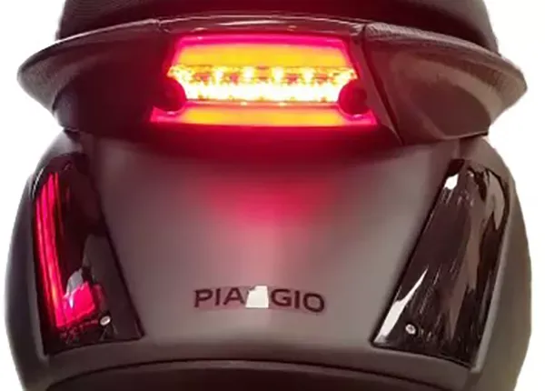 LED achterlicht Piaggio Zip - Power1 Evo-4