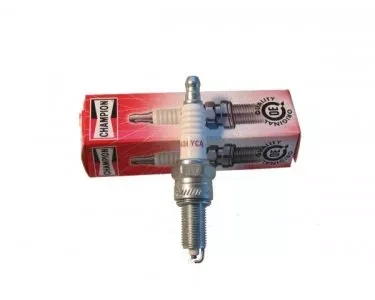 Champion RG6YCA bougie