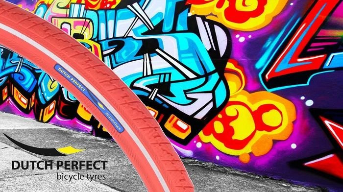 Buitenband Dutch Perfect 28 x 1 ½- 40-635 No Puncture Rood Met Reflectie