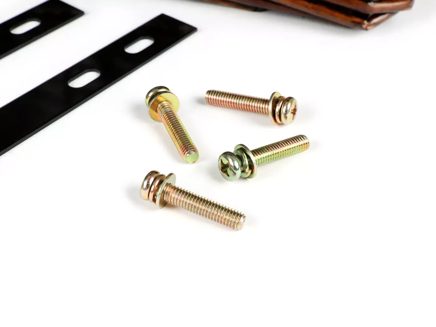 Mand  Rieten Mand Incl. Bevestigingsset OEM Quality  43x33x19cm Fliets Scooter Vespa Bromfiets Kleur Bruin