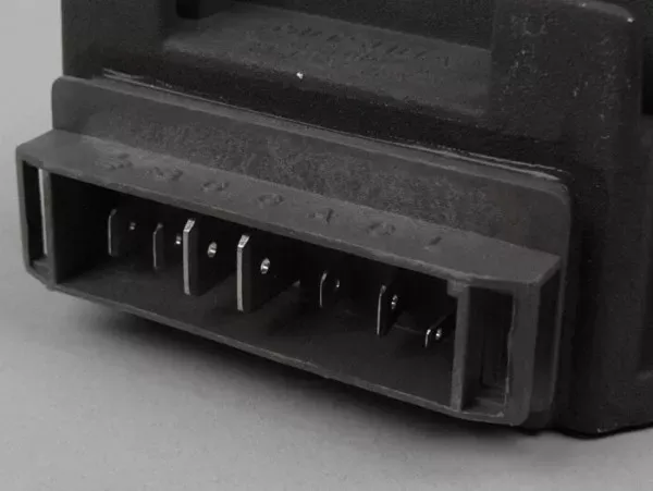 spanningsregelaar 7 stekker gilera runner fx fxr (zapm07 zapm08) piaggio hexagon (exs1t exv1t) hexagon lx lxt (zapm0 zapm06) sk (csm1t cvm1t) skipper (zapm12 zapm13) tph (zapm02)