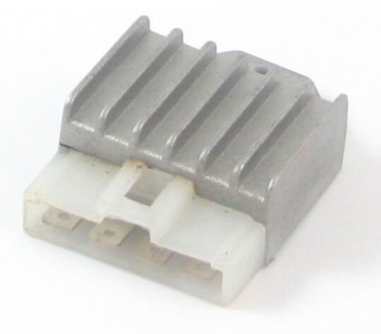 regulator yamaha, beta, mbk en aprilia scooter