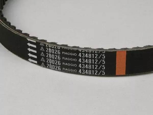 v riem piaggio (828x22mm) piaggio 125 150cc 2 takt