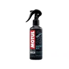 Seat Cleaner En Restorer  Motul  Perfect Seat, Siliconenvrije Reiniger Voor Vinyl Stoelen 250 ml.