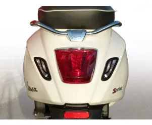 Paar Indicatorroosters MOTO NOSTRA Vespa Sprint Primavera 50-150  Achter Zwart