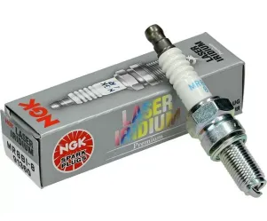 Bougie Piaggio Zip 4T 3v (iGet) Euro 4 injectie (NGK MR8BI-8)
