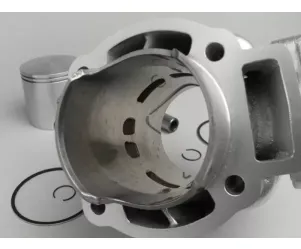 cilinder piaggio 180 cc kleine behuizing piaggio lc 2 takt maxi gebruikt voor gilera runner 180 fxr italjet dragster 180 piaggio hexagon 180 lxt