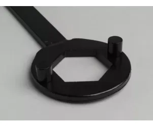koppelingsblokkeergereedschap  39mm 2 pins  minarelli 50 100cc 2 takt, peugeot 50 100cc 2 takt, honda 50cc 2 takt, kymco 50cc, sym 50cc 2 takt