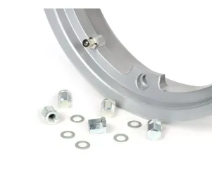 velg  BGM pro tubeless 2.10 10 inch, aluminium  vespa (type px)   vespa smallframe v50, 50n, special, pv, et3, pk50 125 (s/xl/xl2), largeframe px, t5, sprint, rally , gt/gtr, lml star, deluxe   zilver
